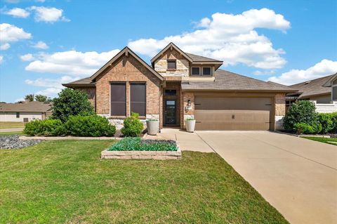 1001 Pecos Street Aubrey TX 76227