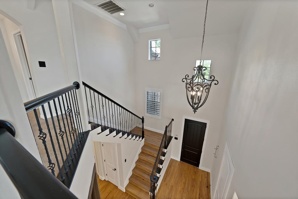 Isabel Add - Residential