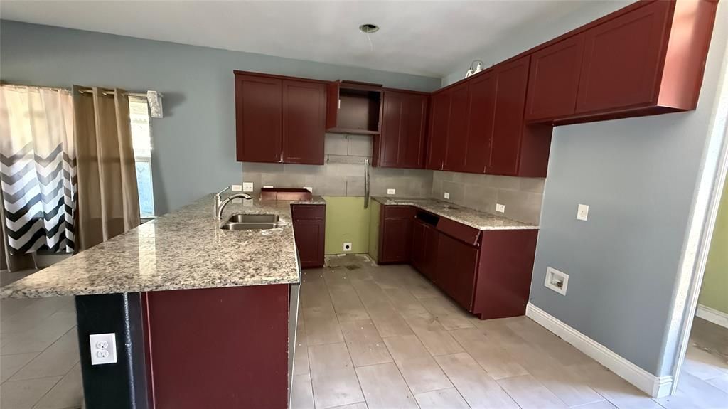 Photo of 3026 N Hampton Street, Fort Worth, TX 76106 (MLS # 21215256)