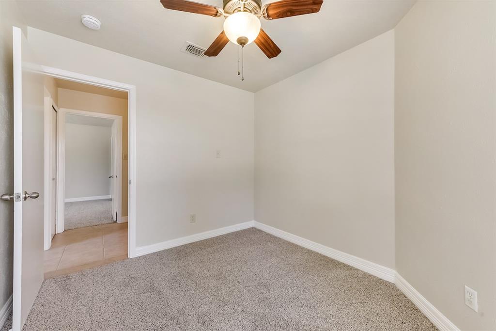 Collin Square Ph I - Residential Lease