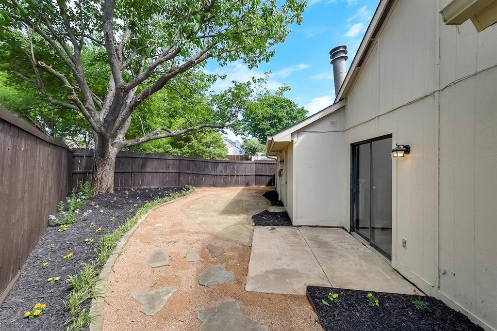 Collin Square Ph I - Residential Lease