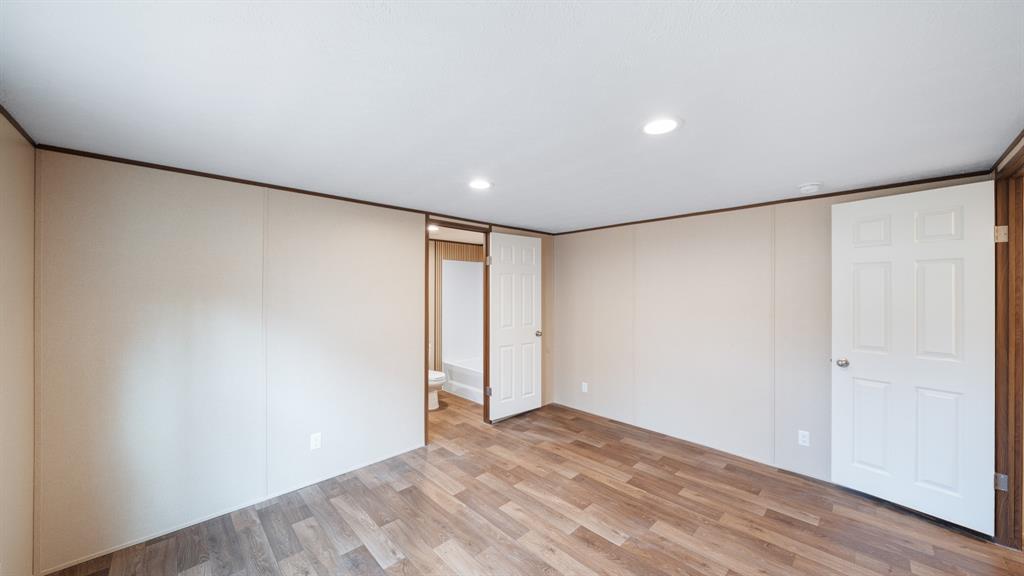 Royal Oaks - Residential