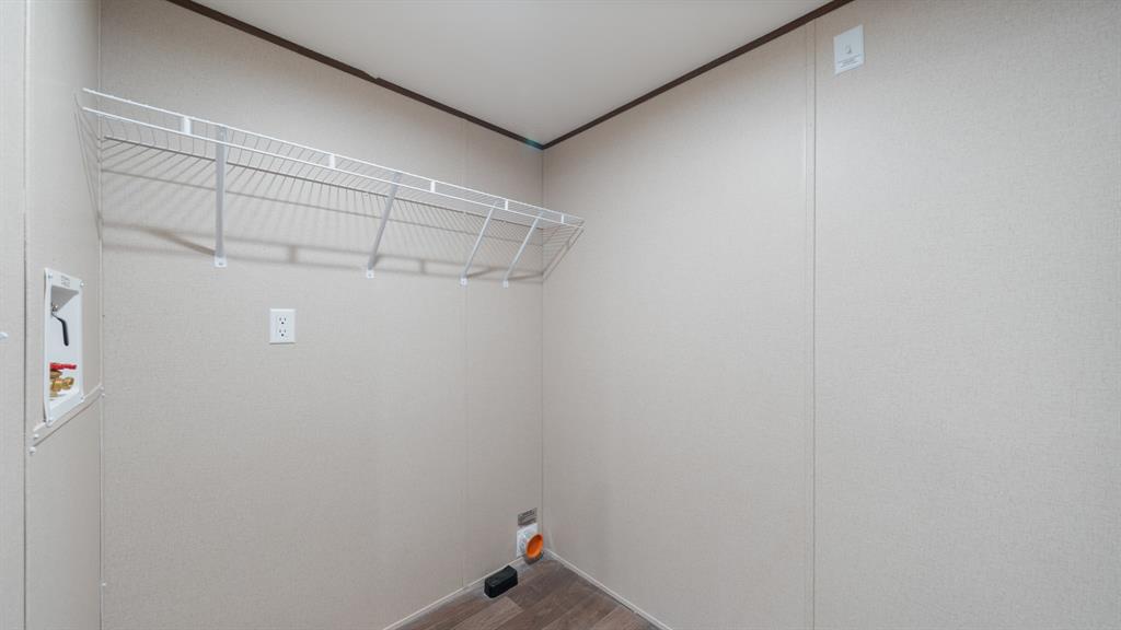 Royal Oaks - Residential