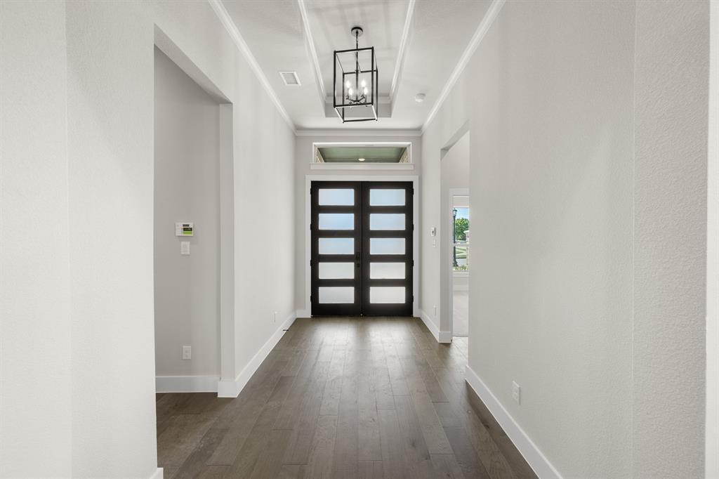 7104 Seagrove Court