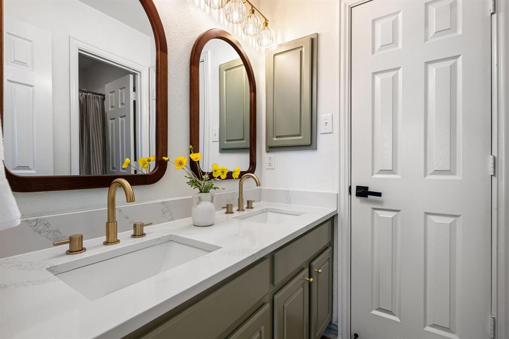 Hollows Northlake Woodlands - Residential