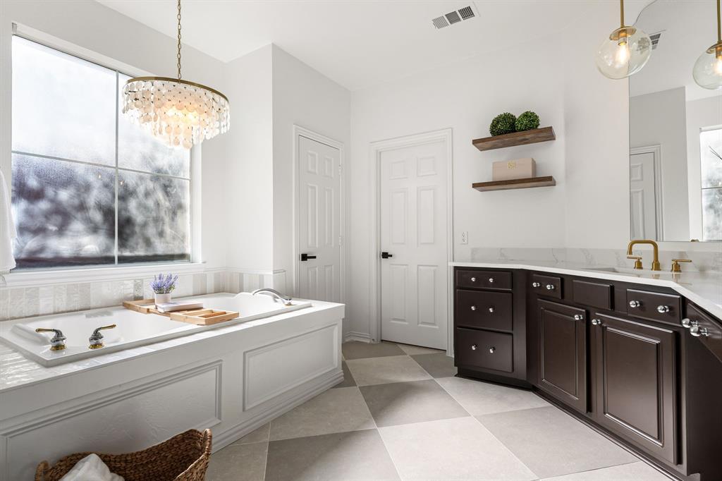 Hollows Northlake Woodlands - Residential