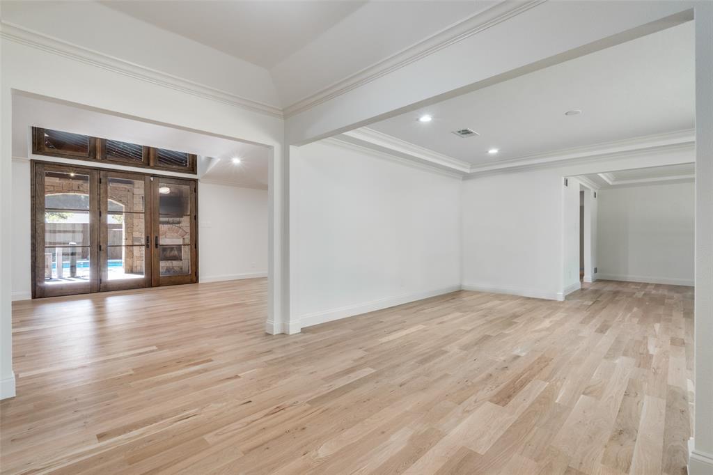 Schreiber Manor 04 Inst - Residential