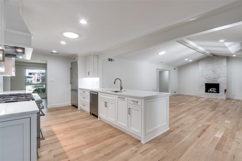 Schreiber Manor 04 Inst - Residential