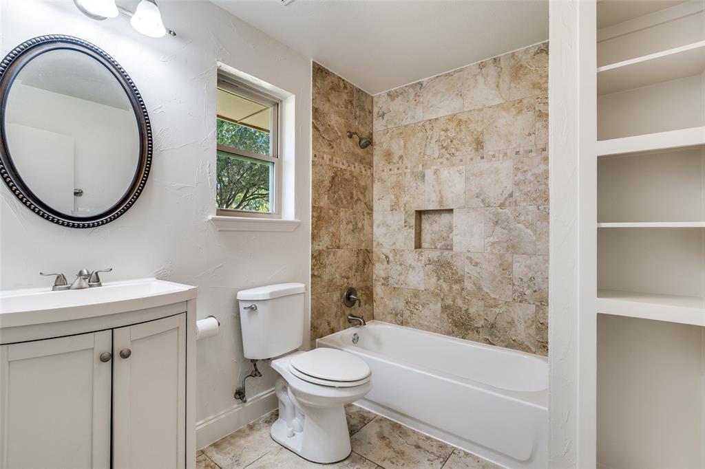 Schreiber Manor 04 Inst - Residential