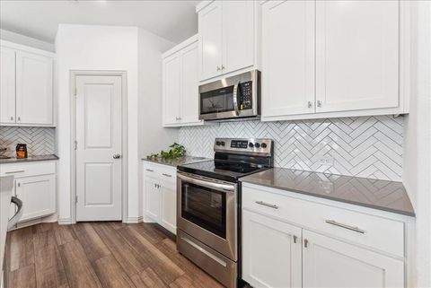 5103 Community Street Haltom City TX 76117
