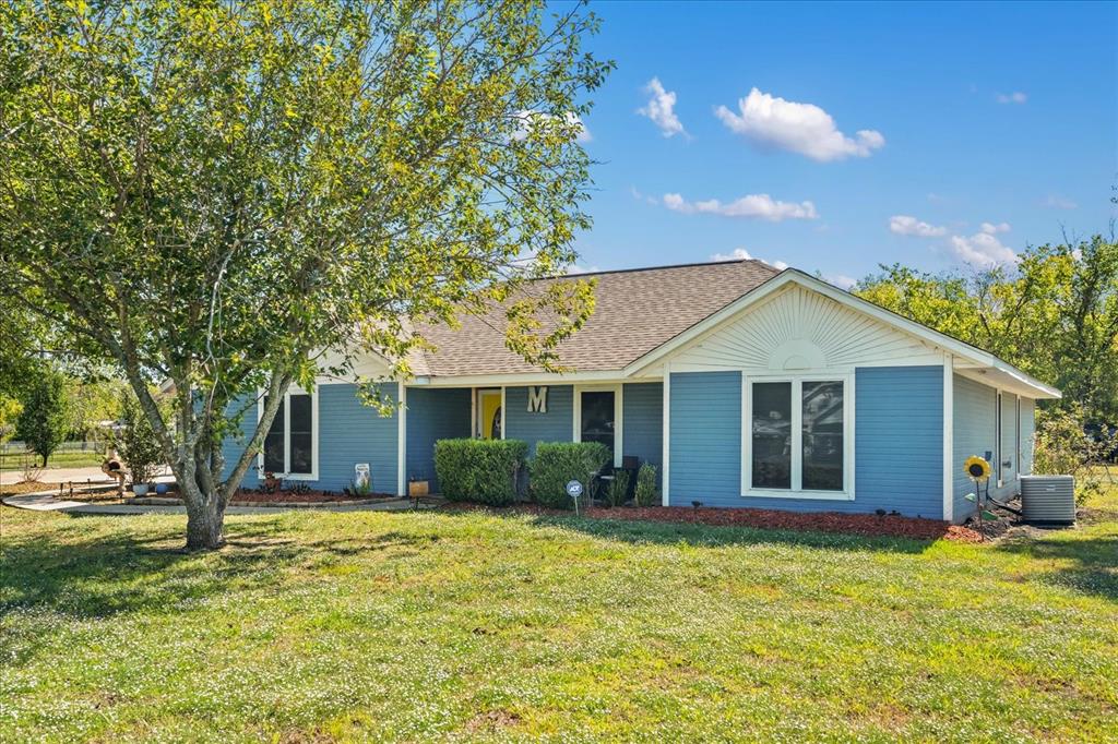 4715 Dell Drive