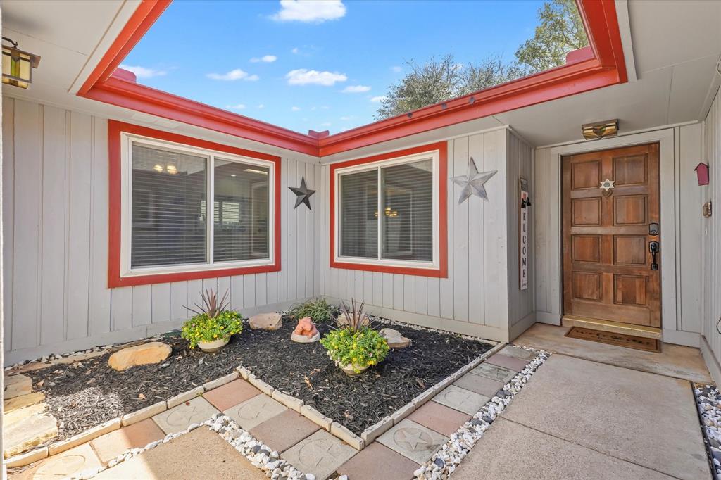 202 Springridge Lane