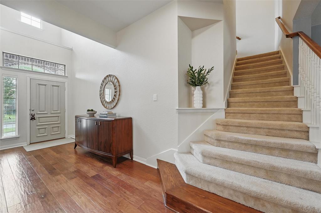 6857 Shoreway Drive