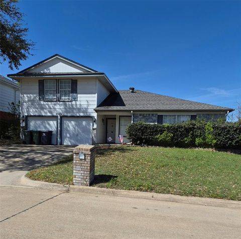 Photo of 5524 Royal Meadow Lane, Arlington, TX 76017 (MLS # 21241088)