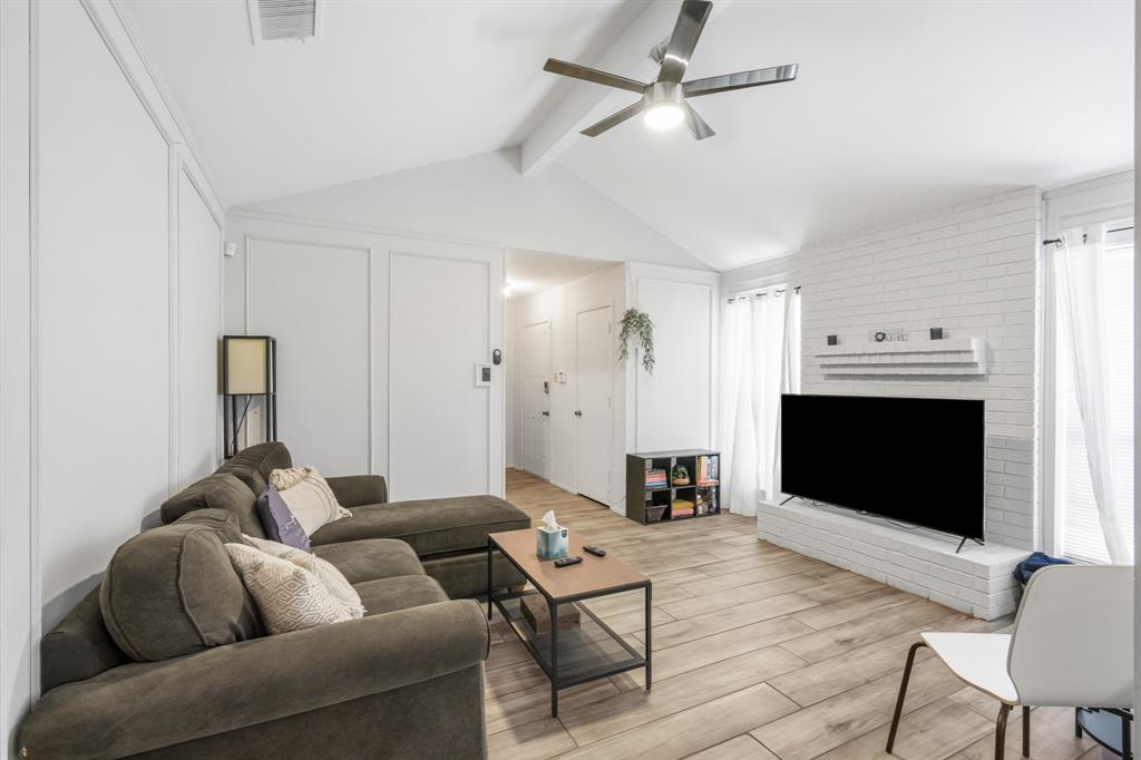 2114 Valleywood Drive