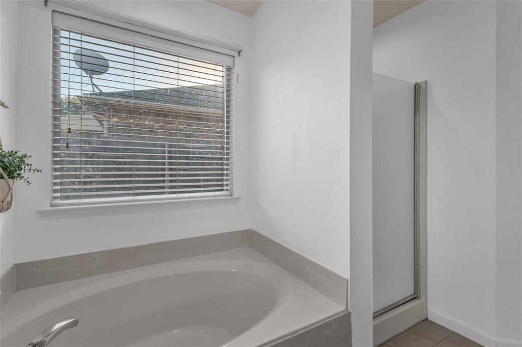 Heartland Tr A Ph 2c - Residential Lease