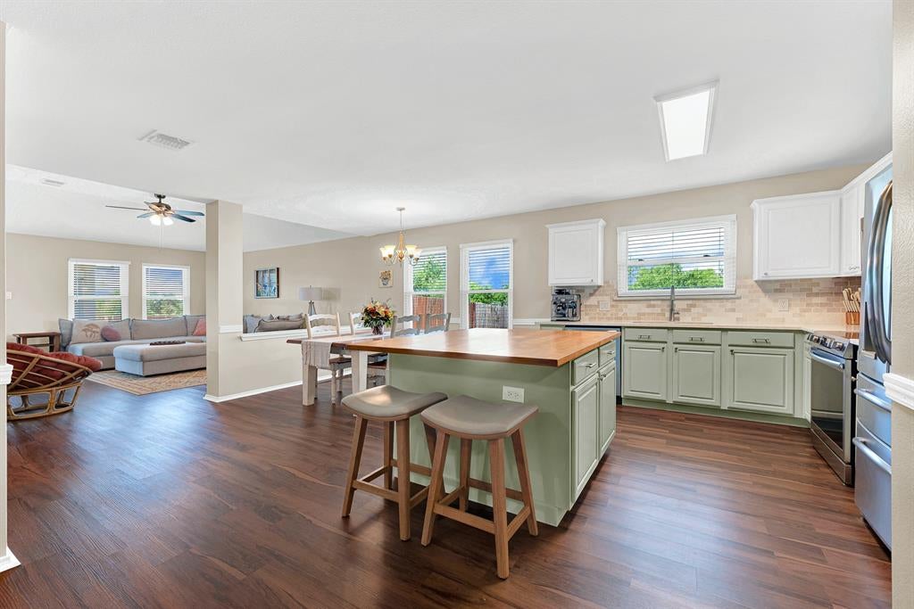 1208 Feather Crest Drive