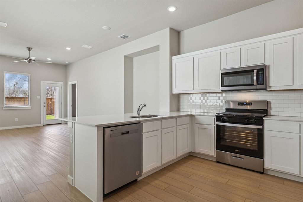 Lakehaven - Residential