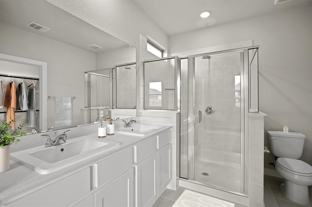 Lakehaven - Residential