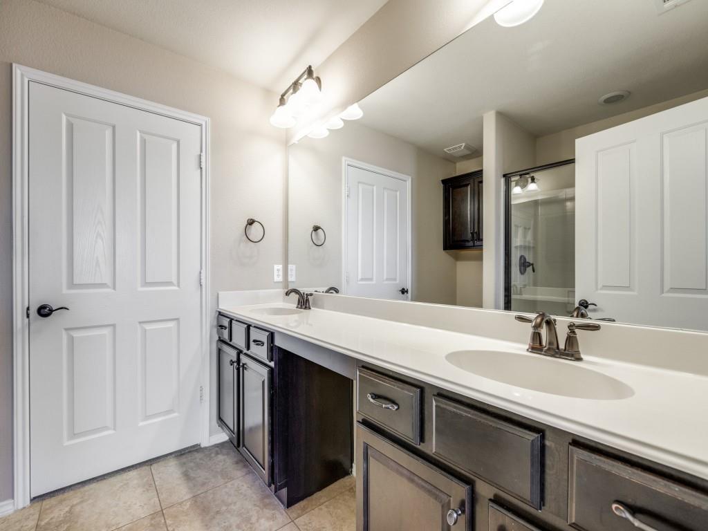 Frisco Lakes By Del Webb Villa - Residential