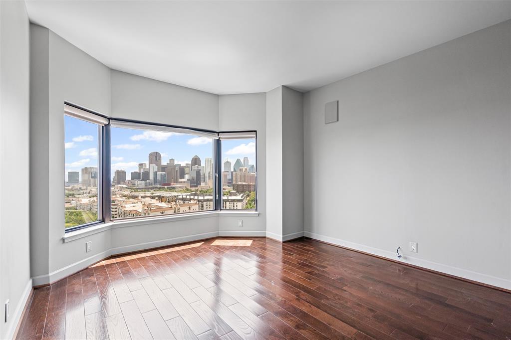 La Tour Condo - Residential