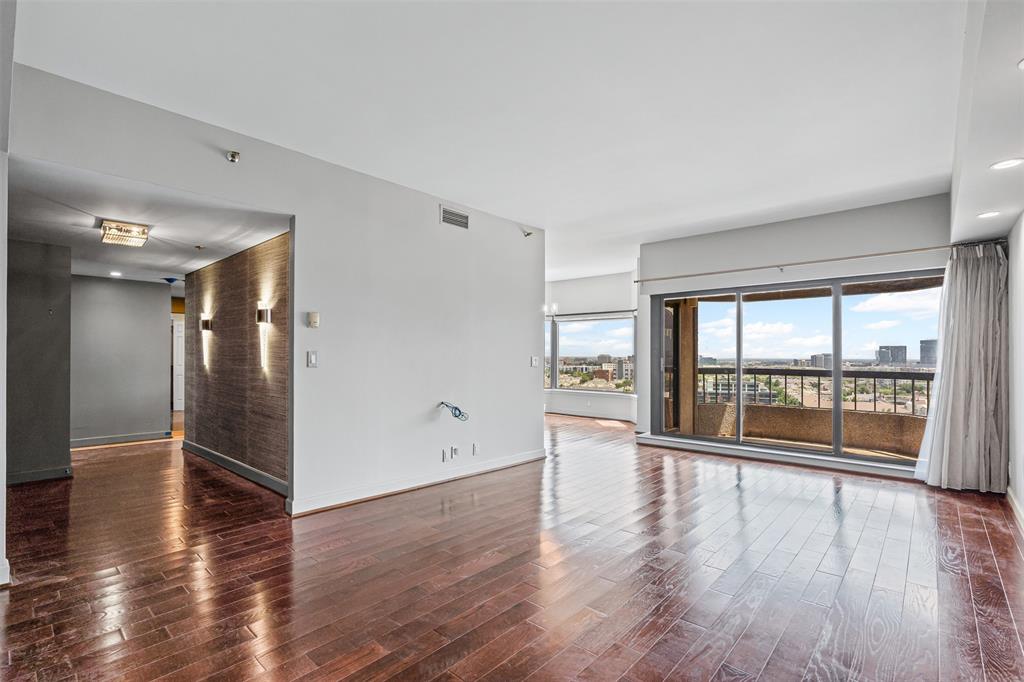 3030 Mckinney Avenue 1705