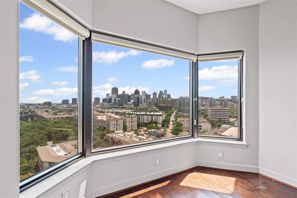 La Tour Condo - Residential