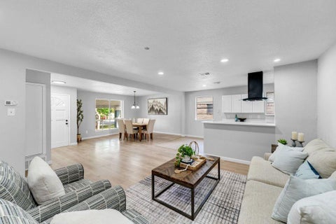 Photo of 2416 Glacier Street, Irving, TX 75062 (MLS # 21393143)