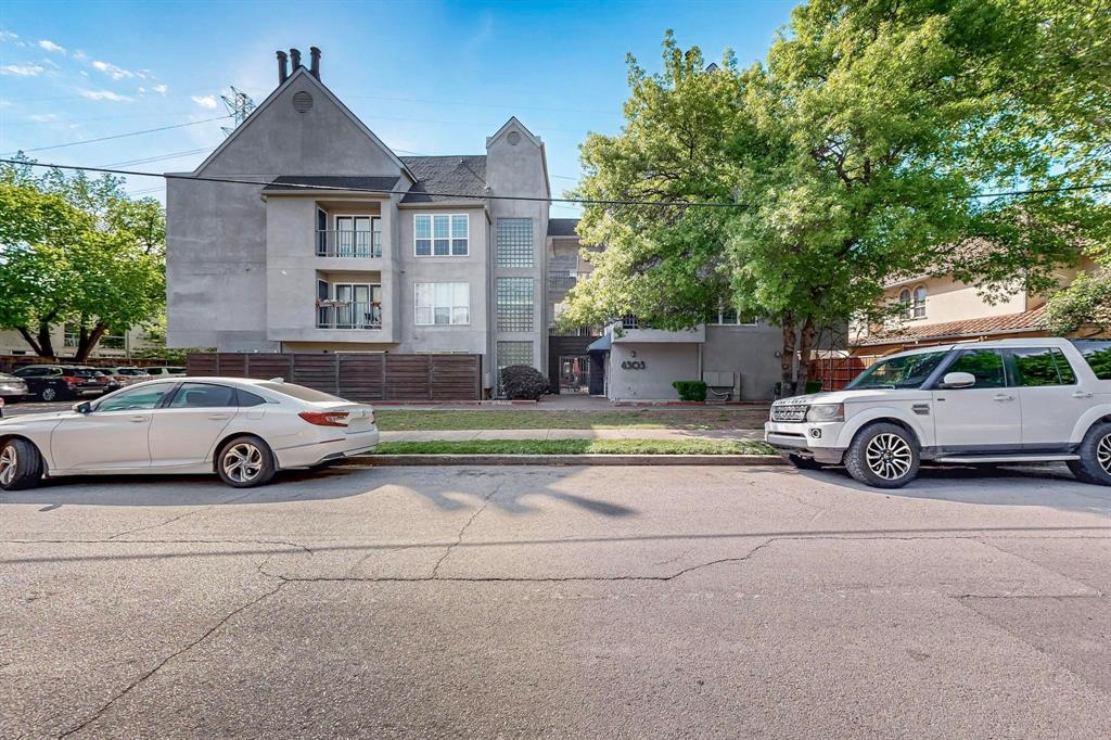 4303 Buena Vista Street 306