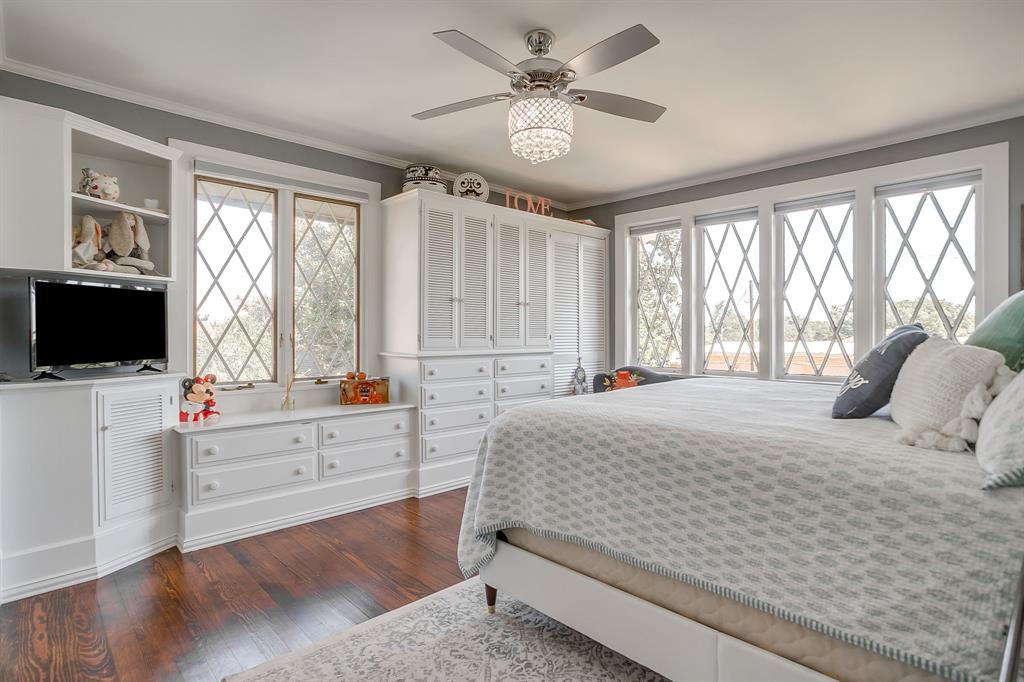 Original Cleburn - Residential