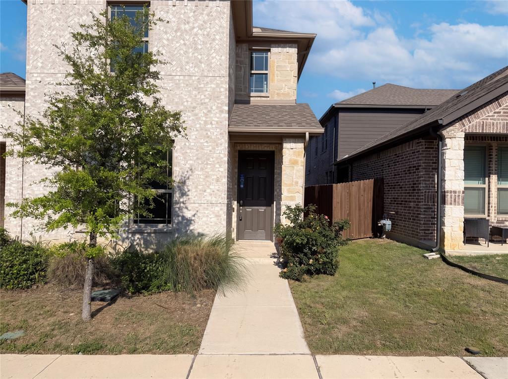 Red Eagle Place - Residential