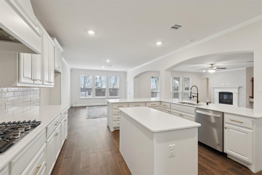 4109 Stableglen Drive