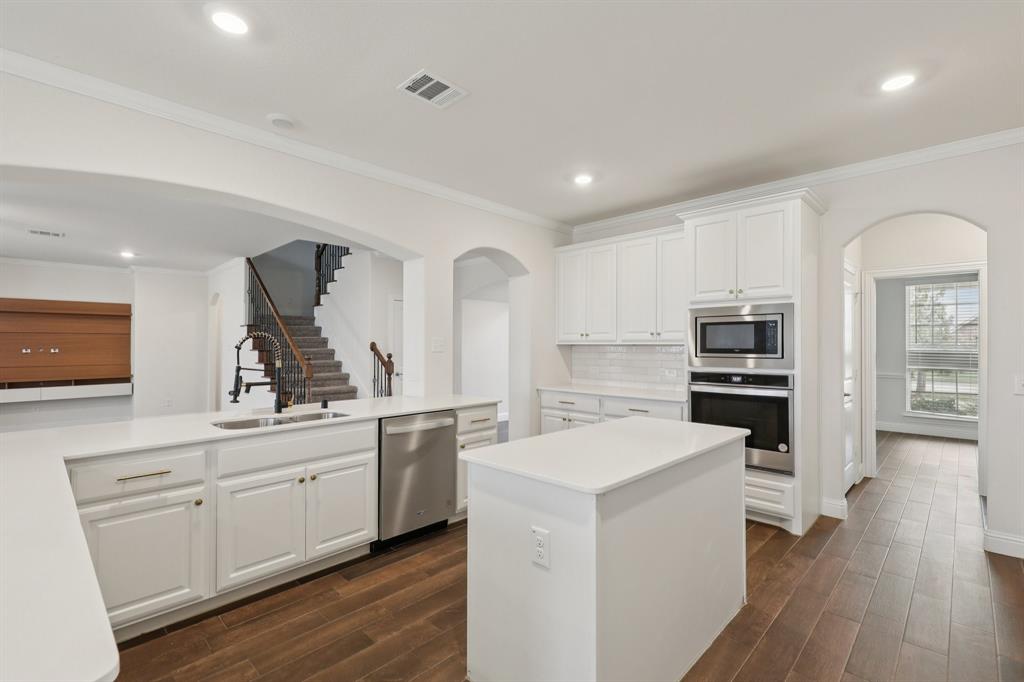 4109 Stableglen Drive