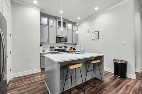 Tiny photo for 1435 Strickland Street, Dallas, TX 75216 (MLS # 21402954)