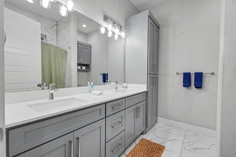 Tiny photo for 1435 Strickland Street, Dallas, TX 75216 (MLS # 21402954)