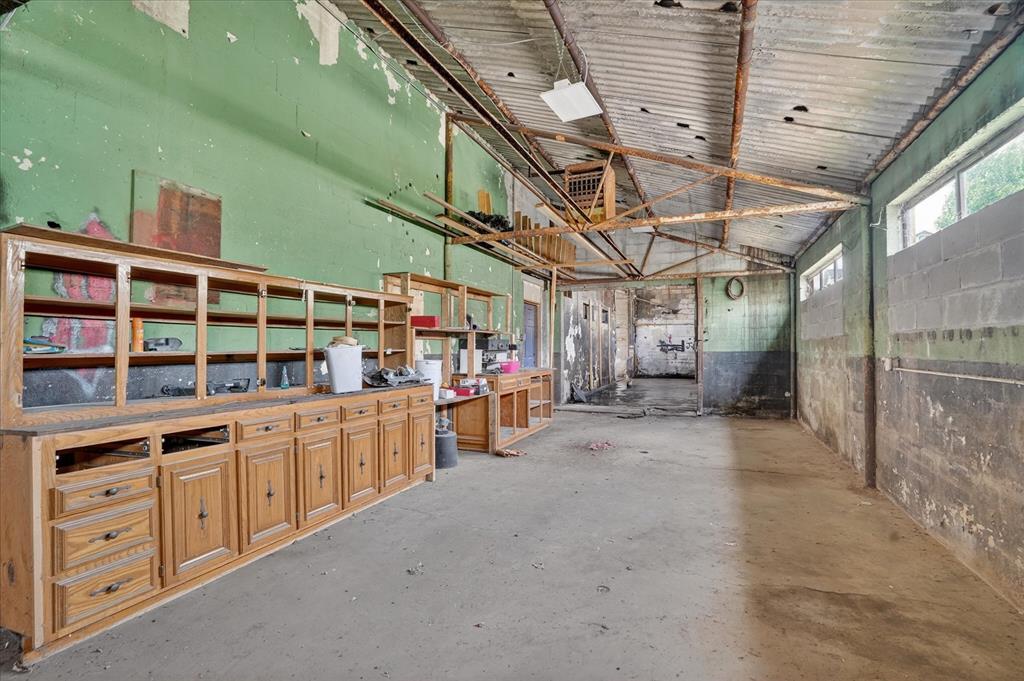 Highlands To Glenwood Add - Commercial Sale