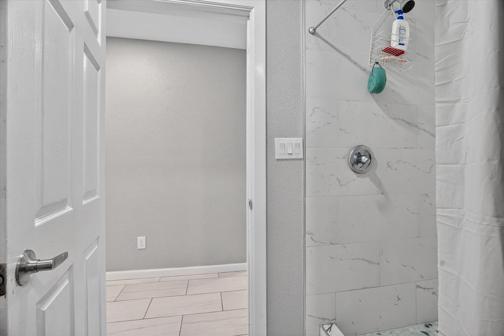 Highlands To Glenwood Add - Commercial Sale