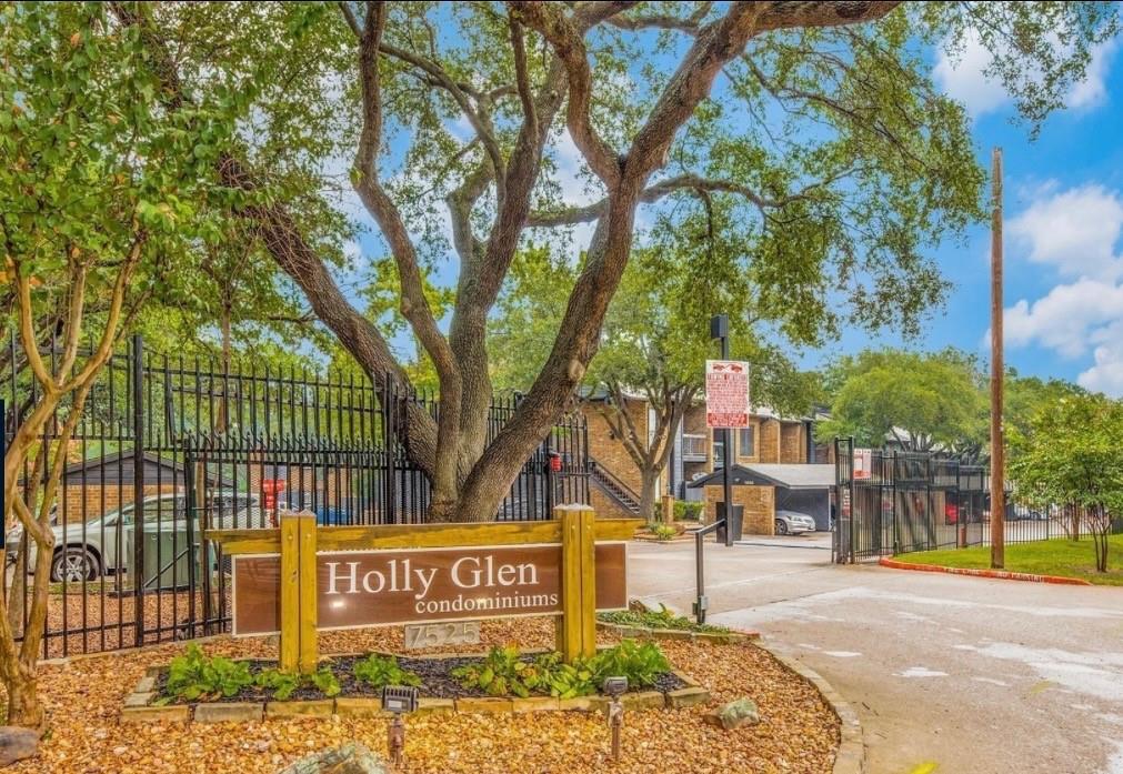 Holly Glen Condos - Residential Lease