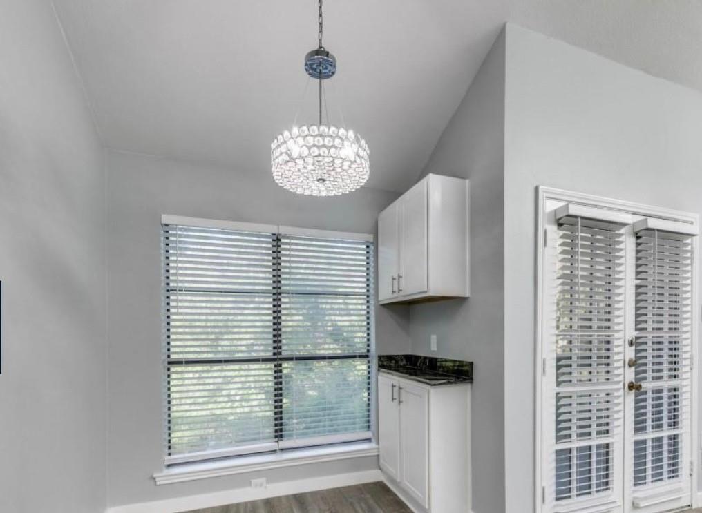 Holly Glen Condos - Residential Lease