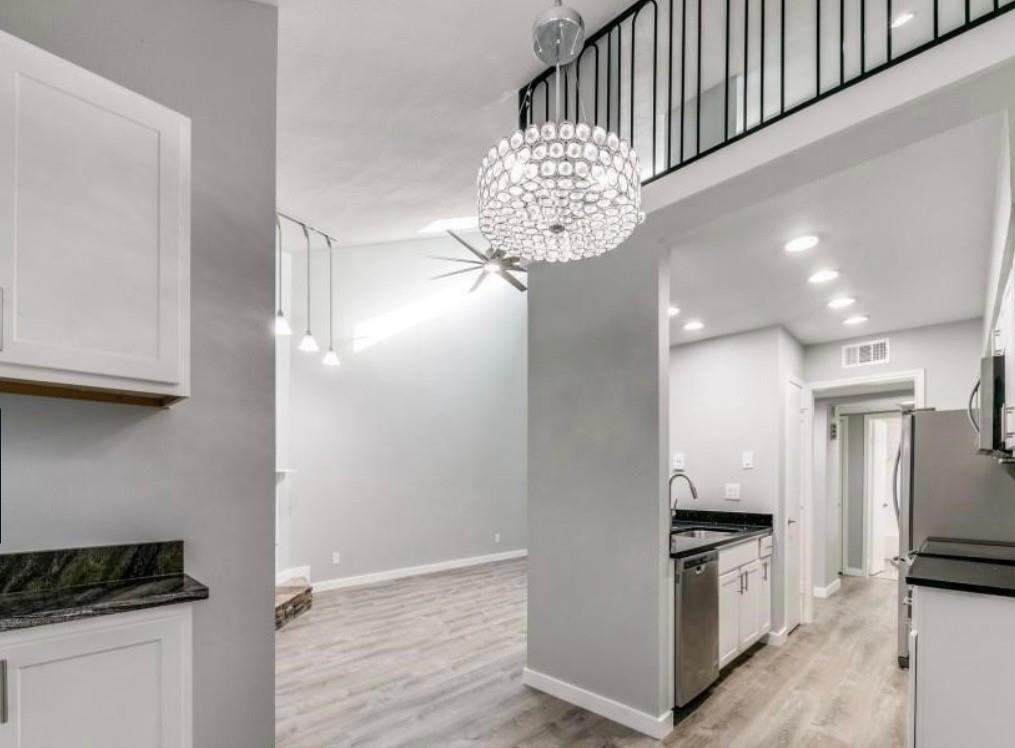 Holly Glen Condos - Residential Lease