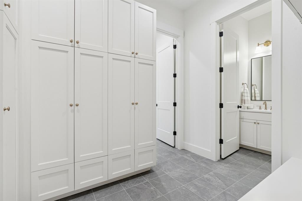 Hencken Ranch Estates - Residential