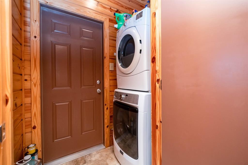 Lake Jacksonville - Residential