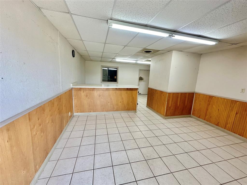 J Shultz - Commercial Sale