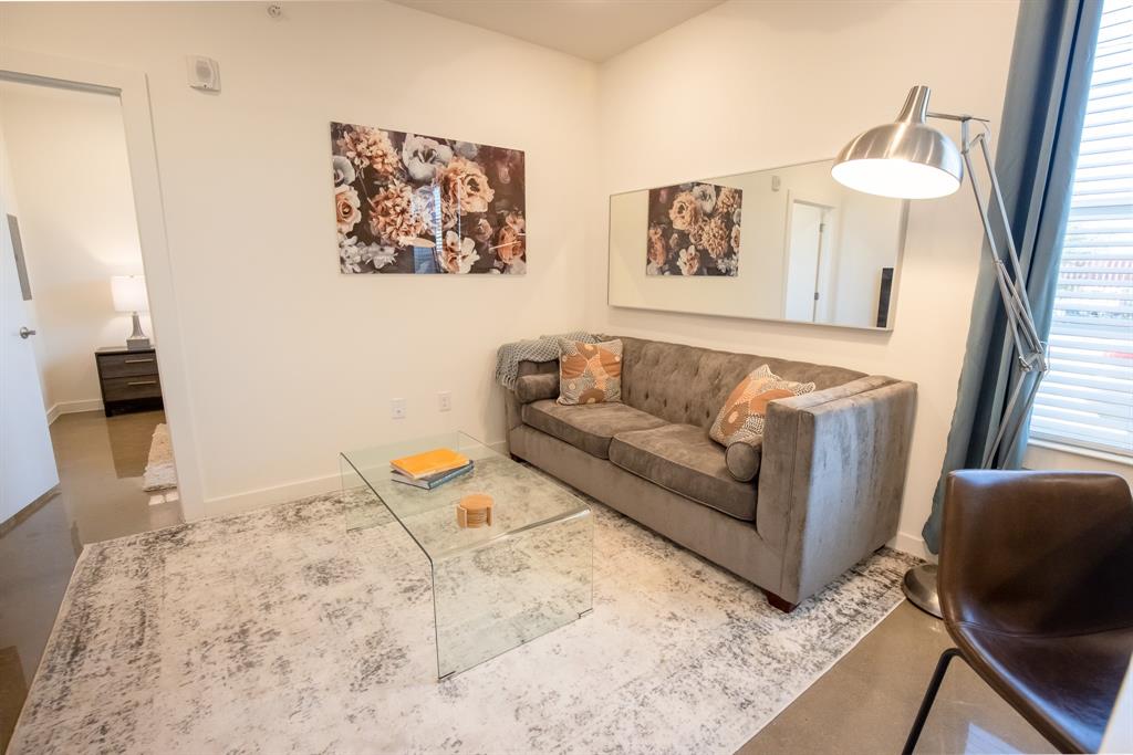 Bishop Highline #3 Add Ph 2 - Residential Lease