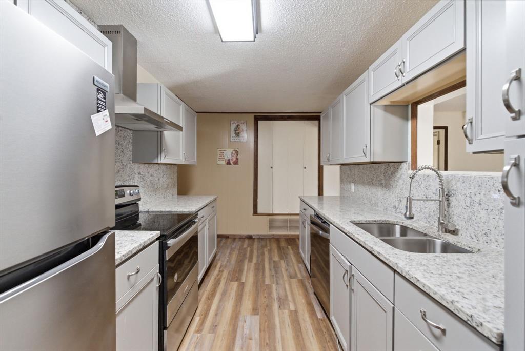 H T & B Railroad Company Surv - Residential