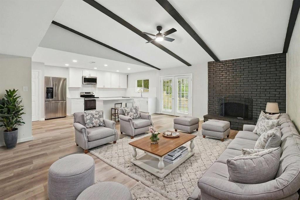 2221 Pennington Drive