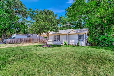 A home in Terrell