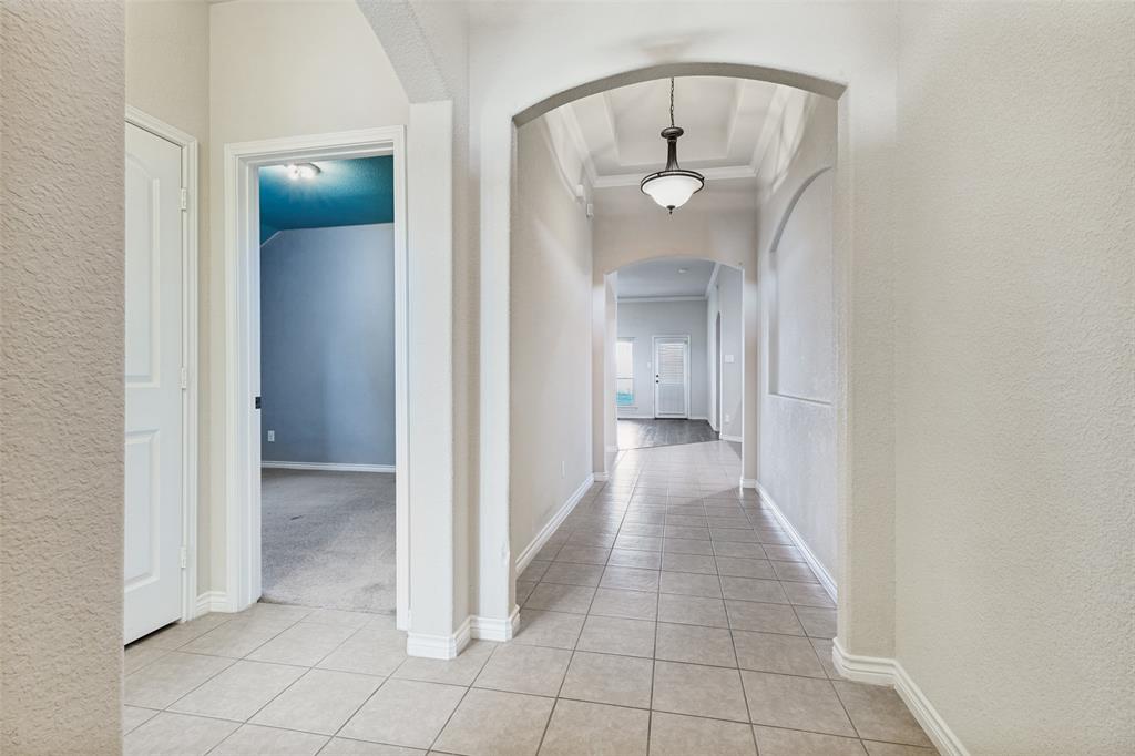 6033 Paddlefish Drive