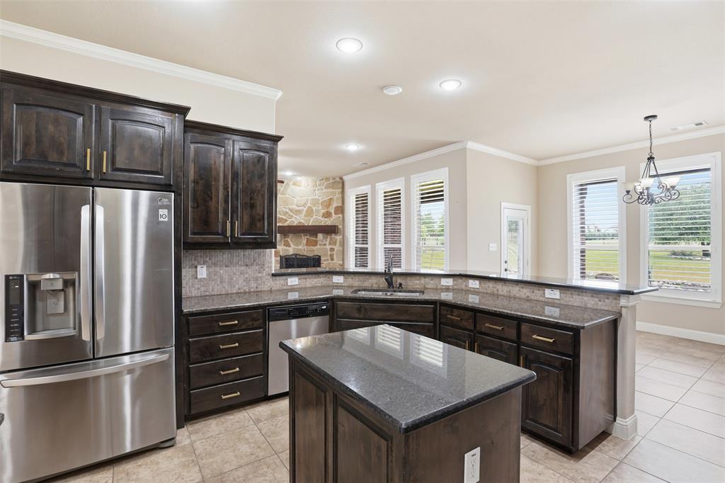 Mustang Pointe - Residential
