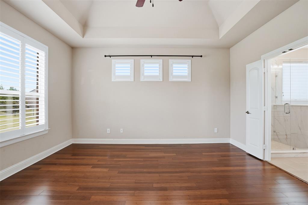 Mustang Pointe - Residential